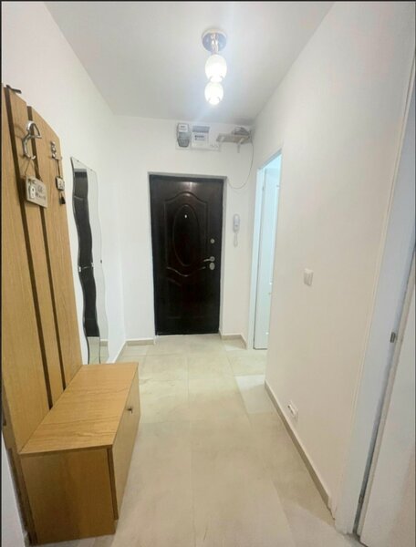 Mega Mall, 3/10, bloc mixt,