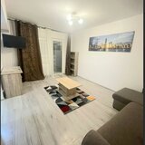 Mega Mall, 3/10, bloc mixt